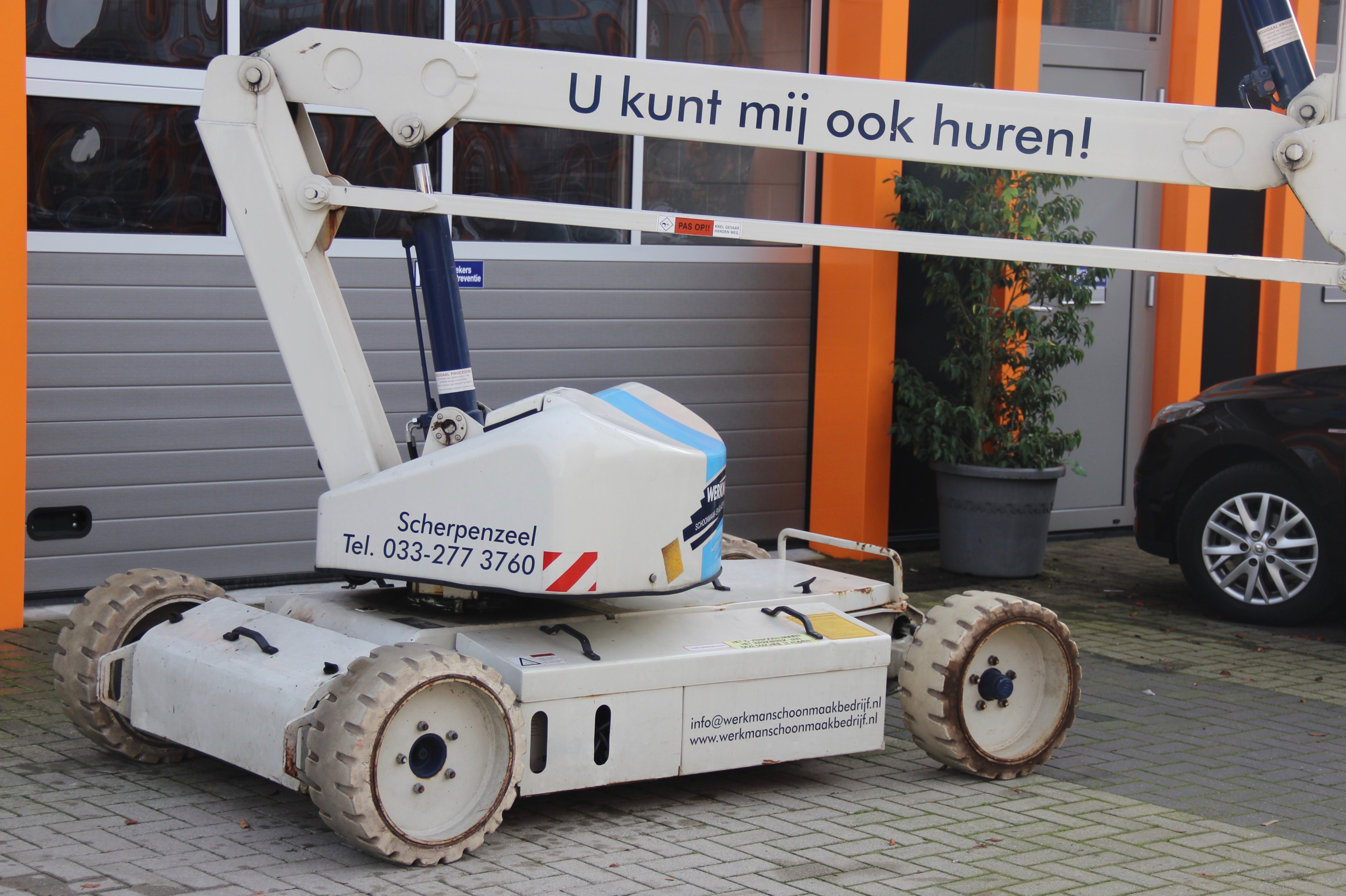 Werkman Schoonmaakbedrijf - hoogwerkerverhuur